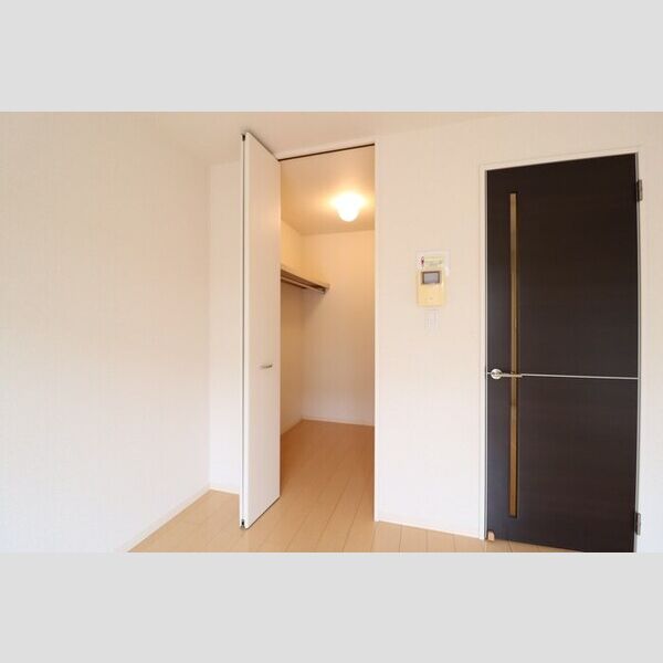 収納 (ウォークインクローゼット)