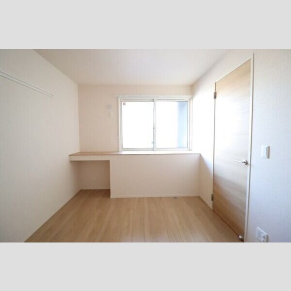 その他 (洋室6帖)