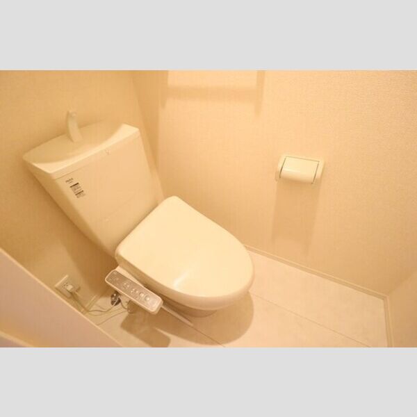 トイレ (温水洗浄暖房便座)