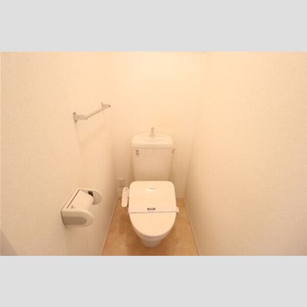 トイレ (温水洗浄暖房便座)