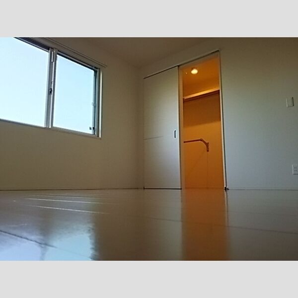 その他 (洋室8.1帖)