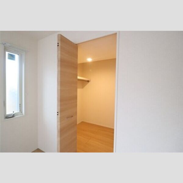 収納 (ウォークインクローゼット)