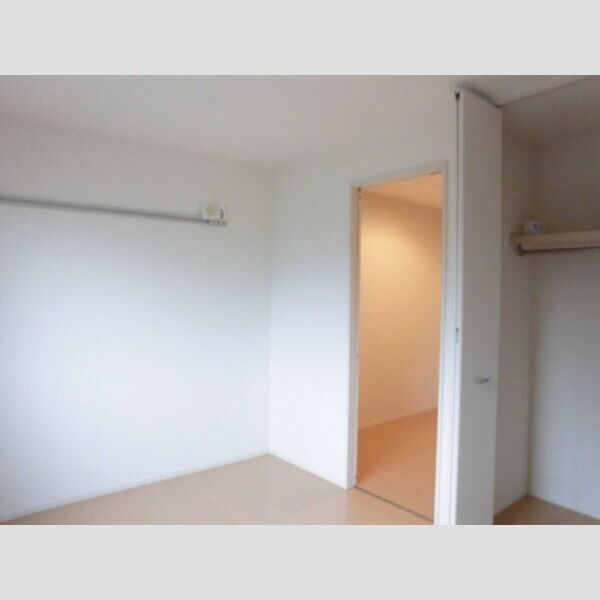 その他 (洋室6帖)