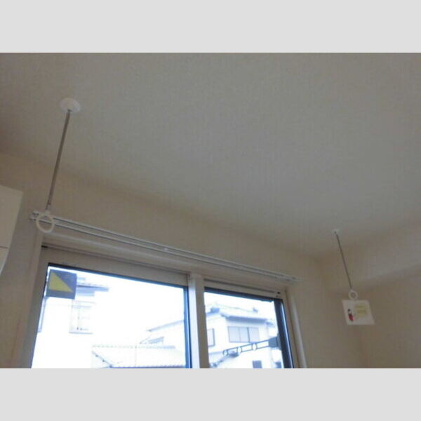 その他 (室内物干し)