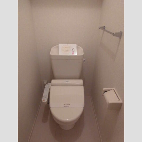 トイレ (温水洗浄暖房便座)