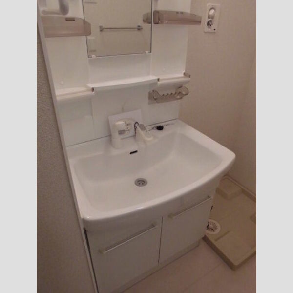 洗面所 (洗髪洗面化粧台)