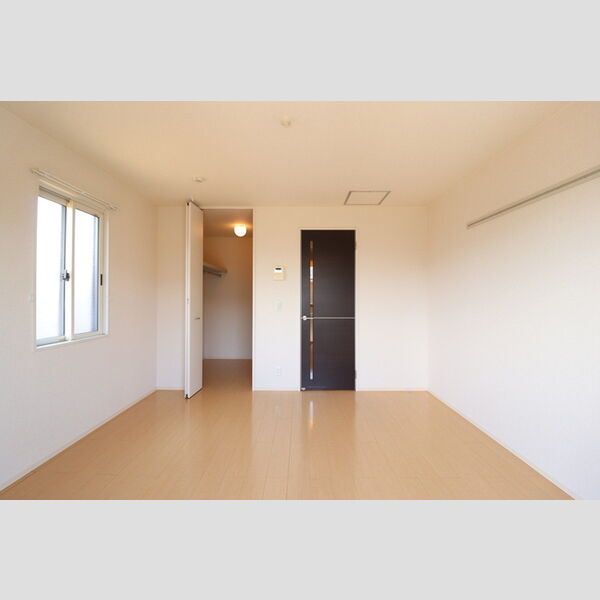 居室・リビング (洋室8帖)