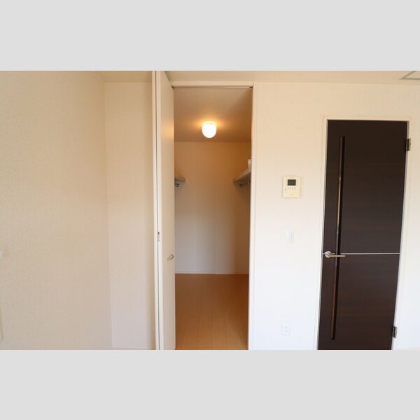 収納 (ウォークインクローゼット)