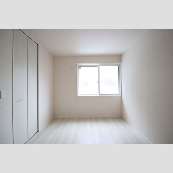 その他 (洋室6帖)