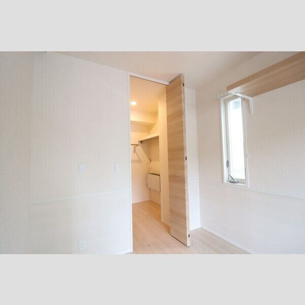 収納 (ウォークインクローゼット)