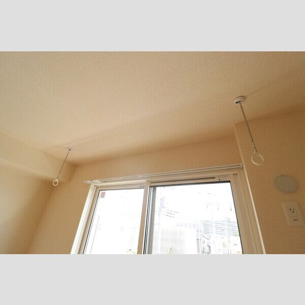 その他 (室内物干し)