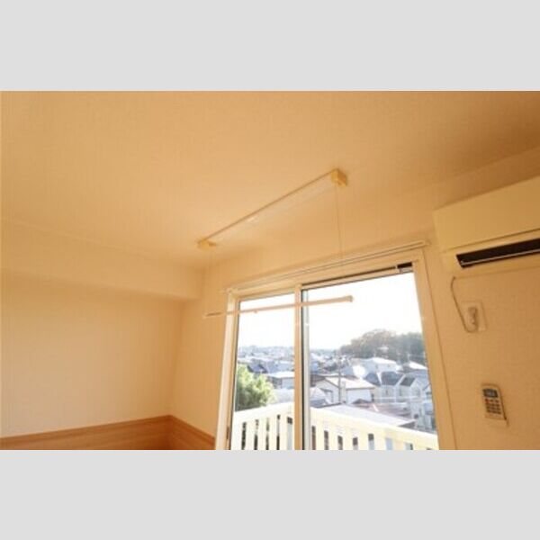 その他 (室内物干し)