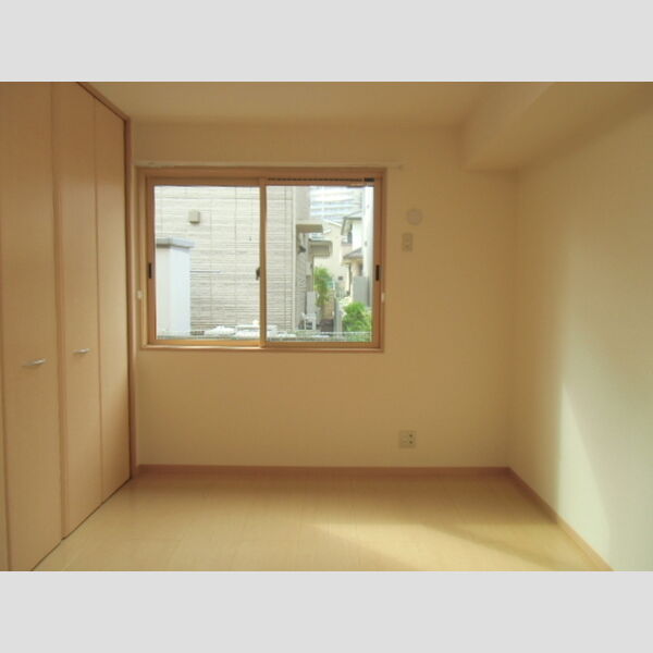 その他 (洋室6帖)
