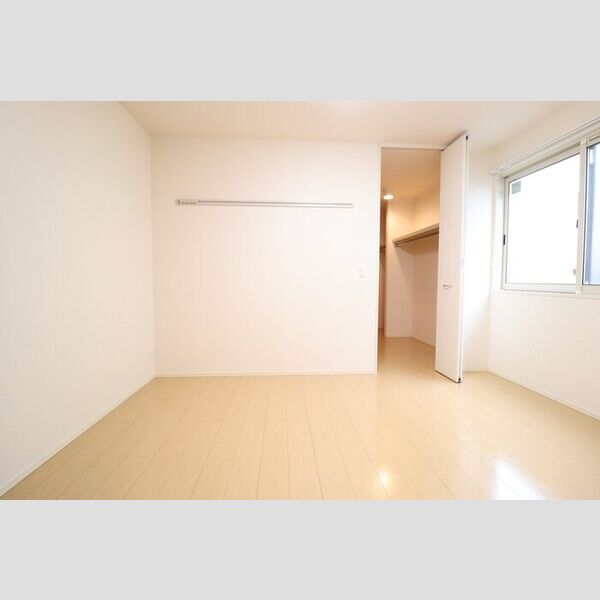 その他 (洋室6帖)