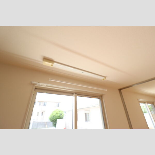 その他 (室内物干し)