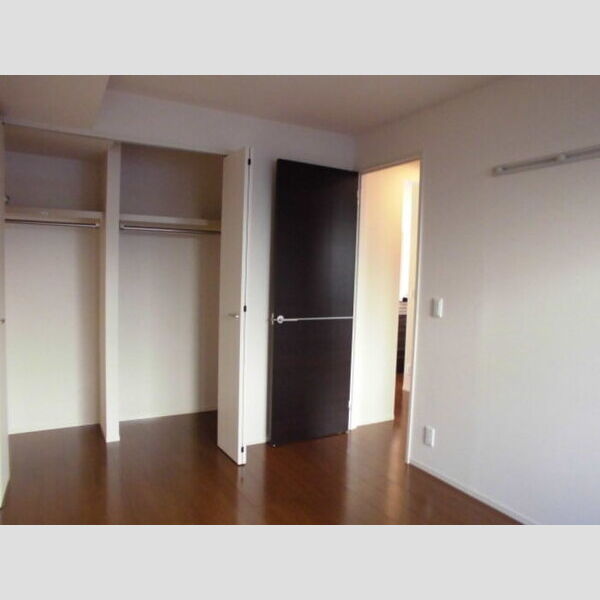 その他 (洋室6帖)