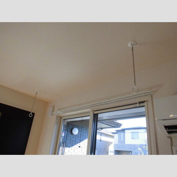 その他 (室内物干し)