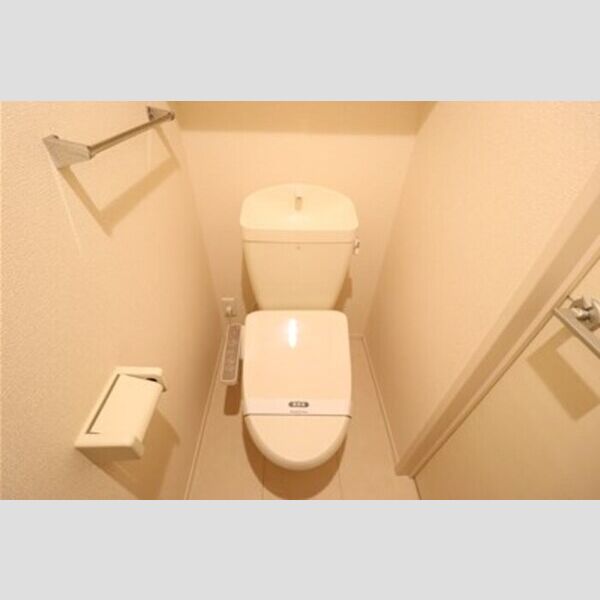 トイレ (温水洗浄暖房便座)