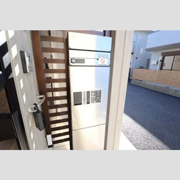 その他 (宅配ボックス)