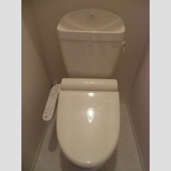 トイレ (温水洗浄暖房便座)