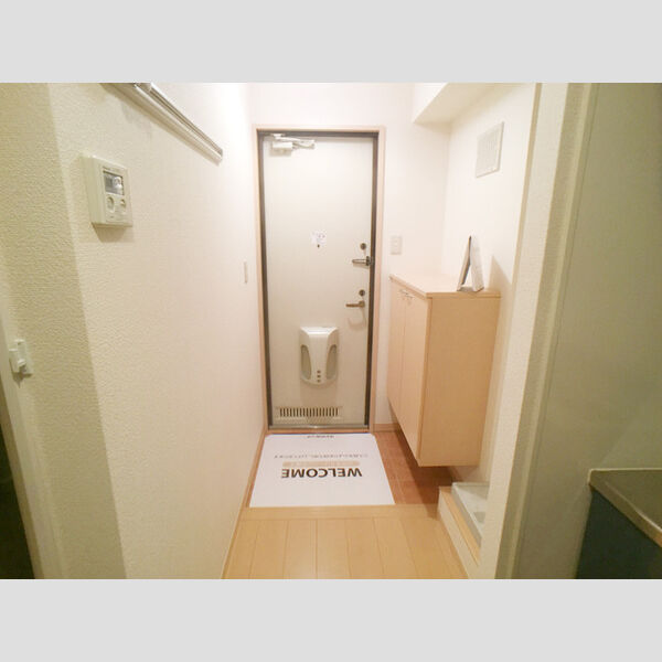 玄関 (玄関)