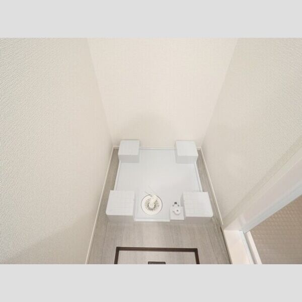 その他 (室内洗濯機置き場)