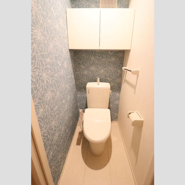 トイレ (温水洗浄暖房便座)