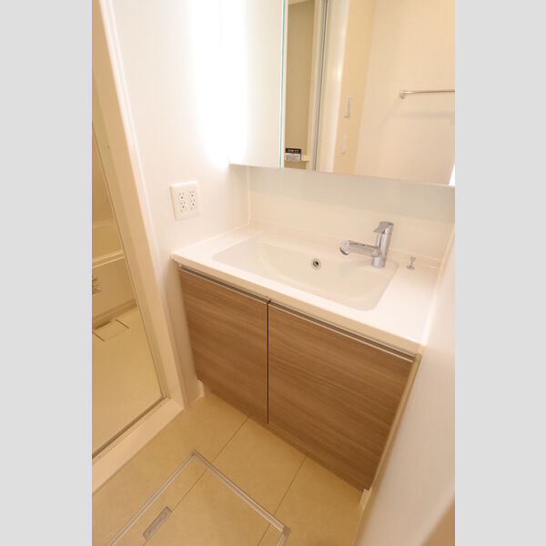 洗面所 (洗髪洗面化粧台)