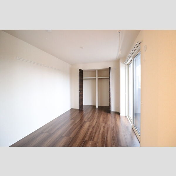 その他 (洋室　6帖)