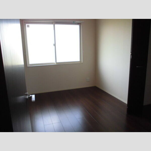 その他 (洋室6.8帖)