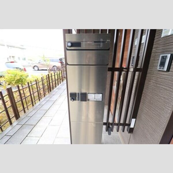 その他 (宅配ボックス)