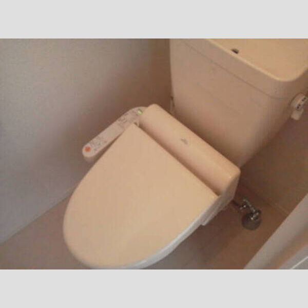 トイレ (温水洗浄暖房便座)