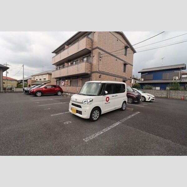 駐車場 (駐車場)