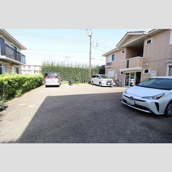 駐車場 (駐車場)