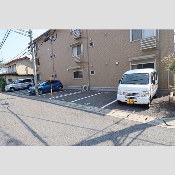駐車場 (駐車場)