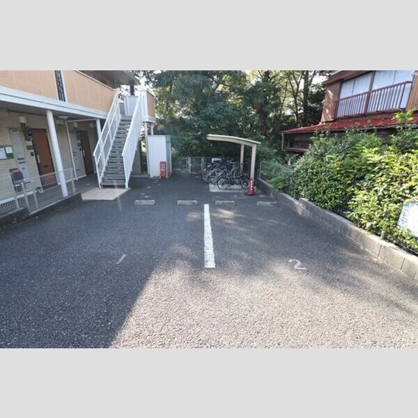 駐車場 (駐車場)