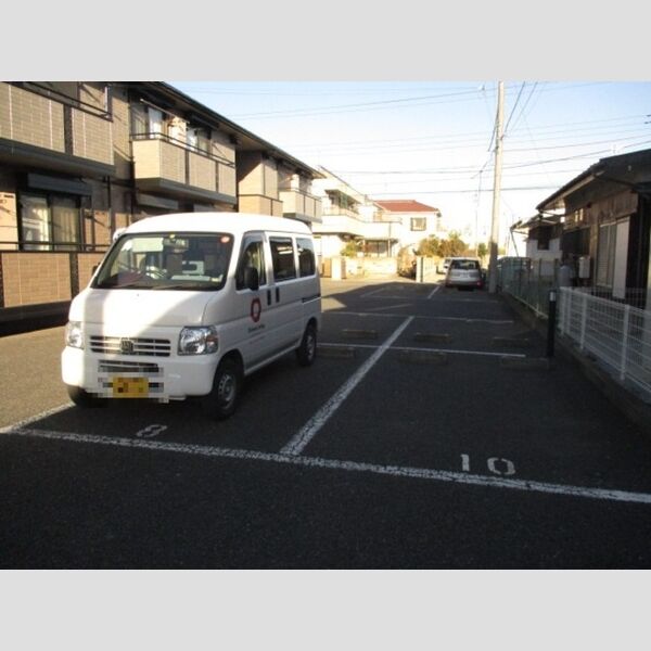 駐車場 (駐車場)