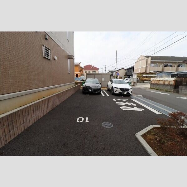駐車場 (駐車場)