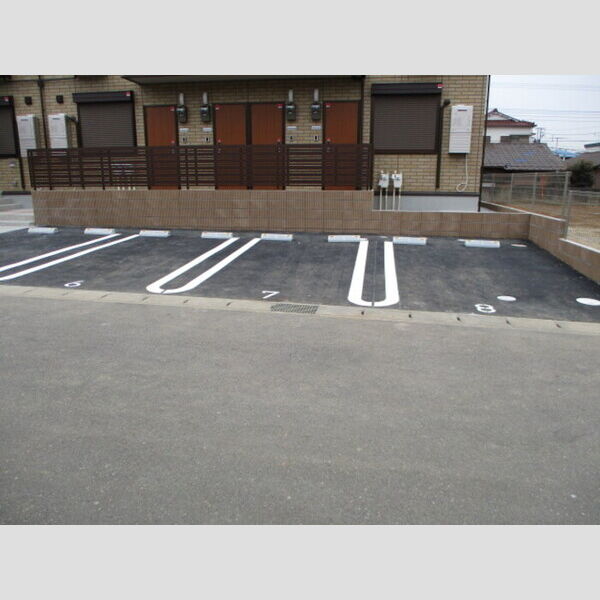 駐車場 (駐車場)