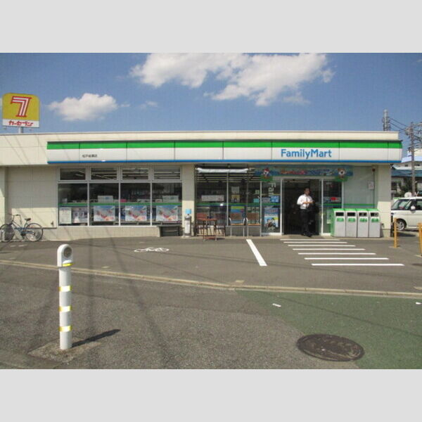 現地周辺 (ファミリーマート松戸岩瀬店(465m))