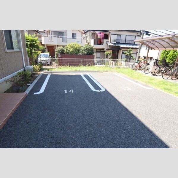 駐車場 (駐車場)