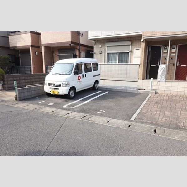 駐車場 (駐車場)