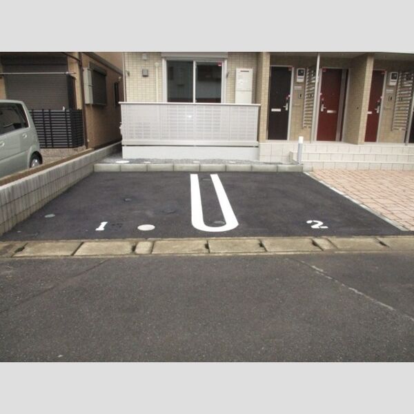 駐車場 (駐車場)