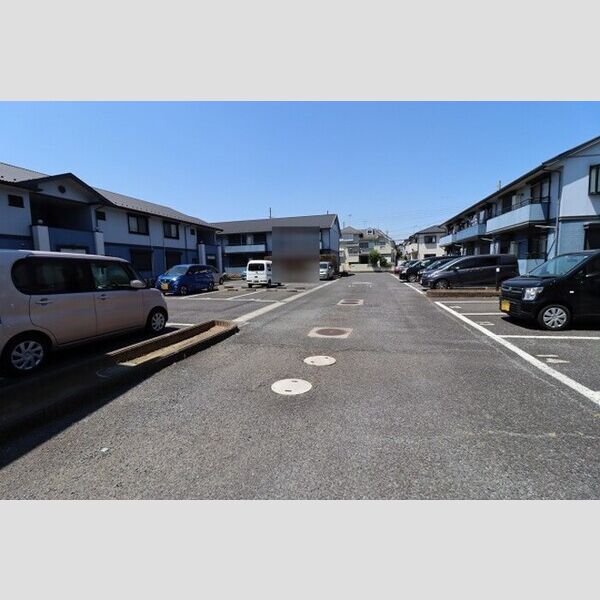 駐車場 (駐車場)