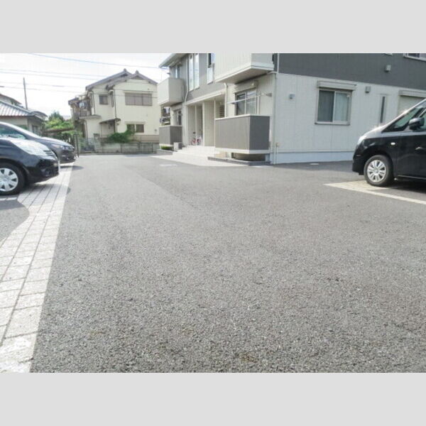 駐車場 (駐車場)