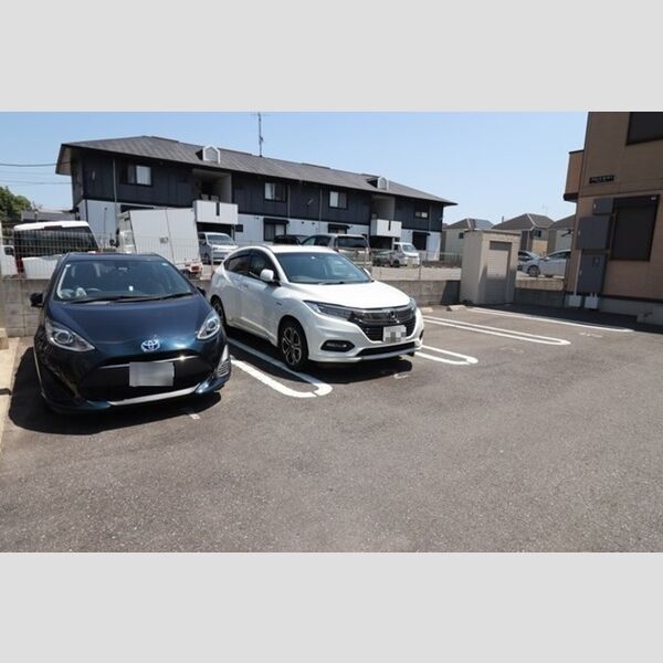 駐車場 (駐車場)