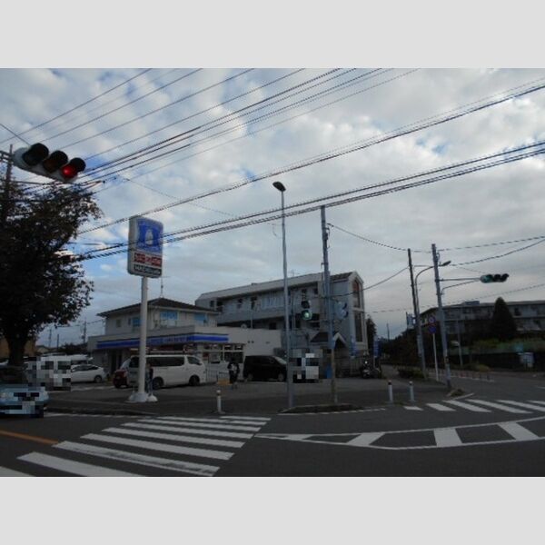 現地周辺 (ローソン・スリーエフ松戸八ヶ崎店 510m)