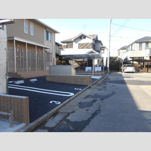 駐車場 (駐車場)
