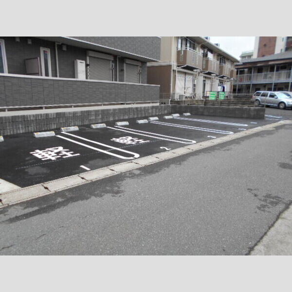 駐車場 (駐車場)