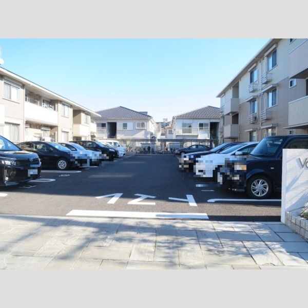 駐車場 (駐車場)